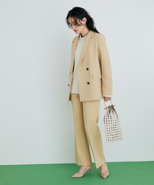 ADAM ET ROPE'（アダムエロペ）の「【アウトレット店舗・WEB限定】センタープレスセミフレアスリムパンツ（その他パンツ・レディース・ベージュ/ネイビー・38/36）」の6枚目の写真