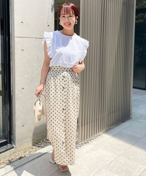 Rie Miller(リエミラー)の「フリル袖Tシャツ(Tシャツ/カットソー・レディース・ホワイト/ブラック/チャコールグレー/ダークグリーン/グレー/アイボリー・38)」の9枚目の写真