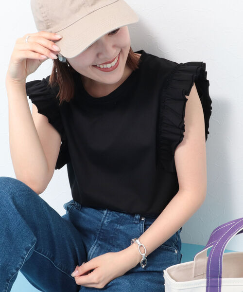 Rie Miller(リエミラー)の「フリル袖Tシャツ(Tシャツ/カットソー・レディース・ホワイト/ブラック/チャコールグレー/ダークグリーン/グレー/アイボリー・38)」の16枚目の写真