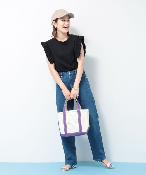 Rie Miller(リエミラー)の「フリル袖Tシャツ(Tシャツ/カットソー・レディース・ホワイト/ブラック/チャコールグレー/ダークグリーン/グレー/アイボリー・38)」の17枚目の写真