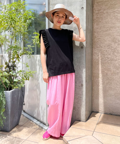 Rie Miller(リエミラー)の「フリル袖Tシャツ(Tシャツ/カットソー・レディース・ホワイト/ブラック/チャコールグレー/ダークグリーン/グレー/アイボリー・38)」の20枚目の写真