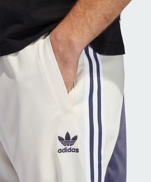 adidas（アディダス）の「SSTブロックド トラックパンツ（ジャージ）/ アディダスオリジナルス（メンズ）（その他パンツ・メンズ・レッド/ホワイト×ネイビー・SMALL/MEDIUM/LARGE/X-LARGE/XX-LARGE/X-SMALL/XXX-LARGE）」の12枚目の写真