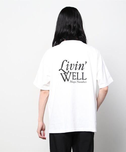 MAGIC NUMBER（マジック ナンバー）の「【MAGIC NUMBER】LIVIN' WELL US COTTON S/S TEE(LOOSE FIT)（Tシャツ/カットソー・メンズ・ブラック/ホワイト・X-LARGE/MEDIUM/LARGE）」の3枚目の写真