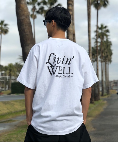 MAGIC NUMBER（マジック ナンバー）の「【MAGIC NUMBER】LIVIN' WELL US COTTON S/S TEE(LOOSE FIT)（Tシャツ/カットソー・メンズ・ブラック/ホワイト・X-LARGE/MEDIUM/LARGE）」の15枚目の写真