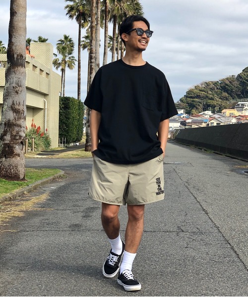 MAGIC NUMBER（マジック ナンバー）の「【MAGIC NUMBER】LIVIN' WELL US COTTON S/S TEE(LOOSE FIT)（Tシャツ/カットソー・メンズ・ブラック/ホワイト・X-LARGE/MEDIUM/LARGE）」の20枚目の写真