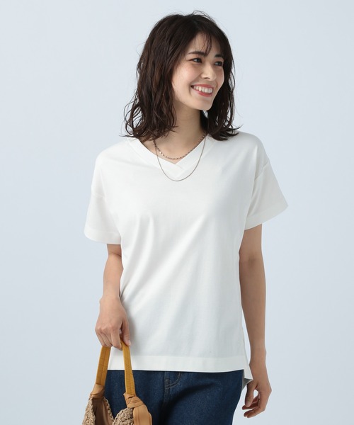 BAYFLOW(ベイフロー)の「シルケットVネックTシャツ(Tシャツ/カットソー・レディース・ホワイト/ブラック/ベージュ/カーキ/ピンク/イエロー/オレンジ/ブルー・SMALL/MEDIUM)」の10枚目の写真