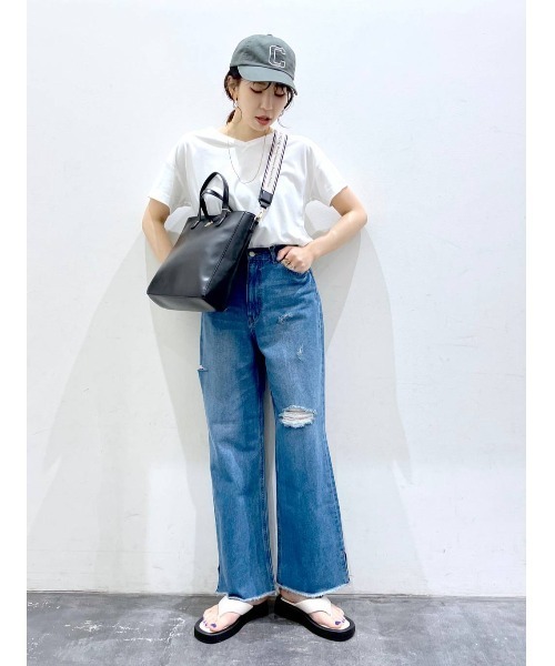 BAYFLOW(ベイフロー)の「シルケットVネックTシャツ(Tシャツ/カットソー・レディース・ホワイト/ブラック/ベージュ/カーキ/ピンク/イエロー/オレンジ/ブルー・SMALL/MEDIUM)」の18枚目の写真