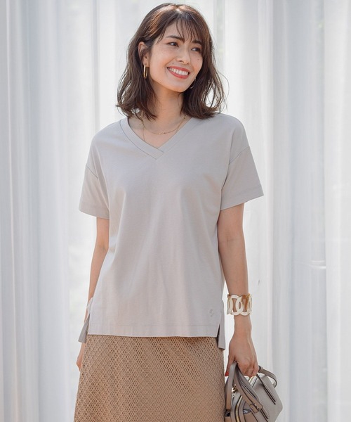 BAYFLOW(ベイフロー)の「シルケットVネックTシャツ(Tシャツ/カットソー・レディース・ホワイト/ブラック/ベージュ/カーキ/ピンク/イエロー/オレンジ/ブルー・SMALL/MEDIUM)」の17枚目の写真