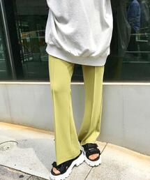 センターシームパンツ