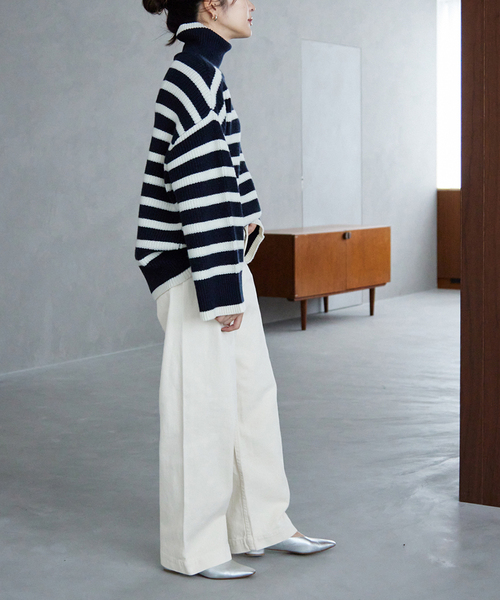 SLOBE IENA（スローブイエナ）の「《追加》LE DENIM バギーパンツ◆（デニムパンツ・レディース・ネイビー/ナチュラル/ブルー系その他・34/36/40/38）」の6枚目の写真