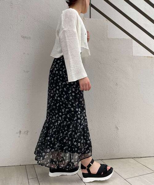 MAJESTIC LEGON（マジェスティックレゴン）の「テープヤーンショートカーディガン（カーディガン/ボレロ・レディース・グレー/オフホワイト/イエロー・MEDIUM）」の7枚目の写真