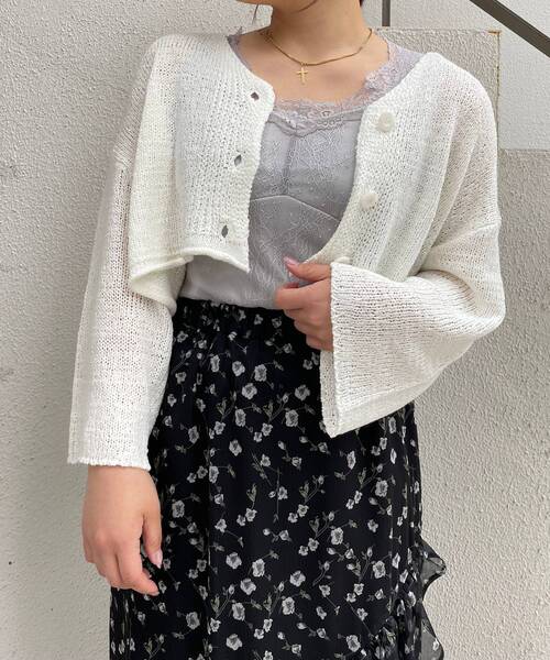 MAJESTIC LEGON（マジェスティックレゴン）の「テープヤーンショートカーディガン（カーディガン/ボレロ・レディース・グレー/オフホワイト/イエロー・MEDIUM）」の9枚目の写真