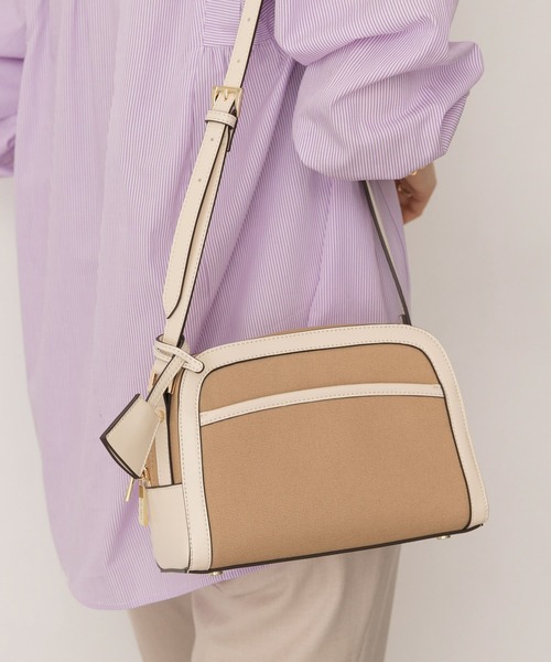 RODE SKO（ロデスコ）の「強撥水キャンバスショルダーバッグ（ショルダーバッグ・レディース・ベージュ/オフホワイト・ONE）」の3枚目の写真