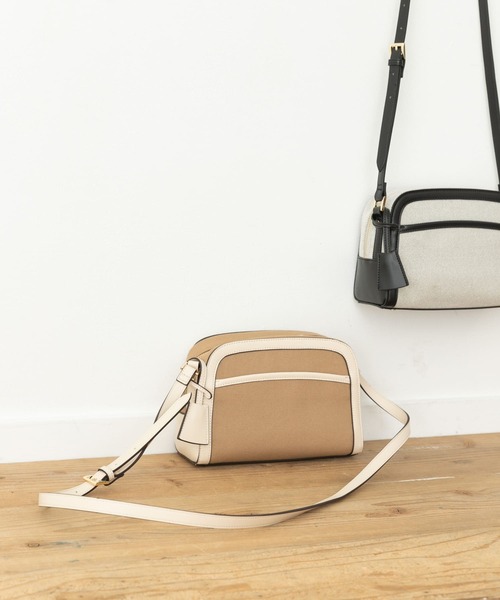 RODE SKO（ロデスコ）の「強撥水キャンバスショルダーバッグ（ショルダーバッグ・レディース・ベージュ/オフホワイト・ONE）」の12枚目の写真