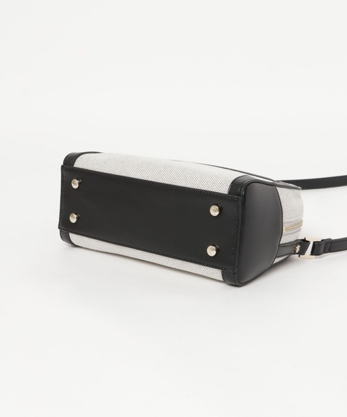 RODE SKO（ロデスコ）の「強撥水キャンバスショルダーバッグ（ショルダーバッグ・レディース・ベージュ/オフホワイト・ONE）」の17枚目の写真