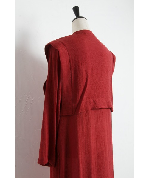 &. NOSTALGIA(アンドドットノスタルジア)の「【ZOZO限定】スラブガーゼスリーブ開きワンピース(ワンピース・レディース・ブラック/オレンジ/ブルー/マスタード/レンガ・FREE/M)」の13枚目の写真