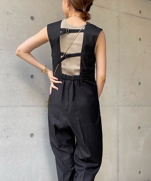 DouDou（ドゥドゥ）の「【WEB限定】バックベルトコンビネゾン（つなぎ/オールインワン・レディース・ブラウン/ブラック・FREE）」の2枚目の写真