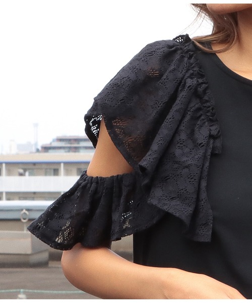 LATINA(ラティーナ)の「2WAYレーススリーブトップスカットソー(Tシャツ/カットソー・レディース・ブラック・FREE)」の7枚目の写真