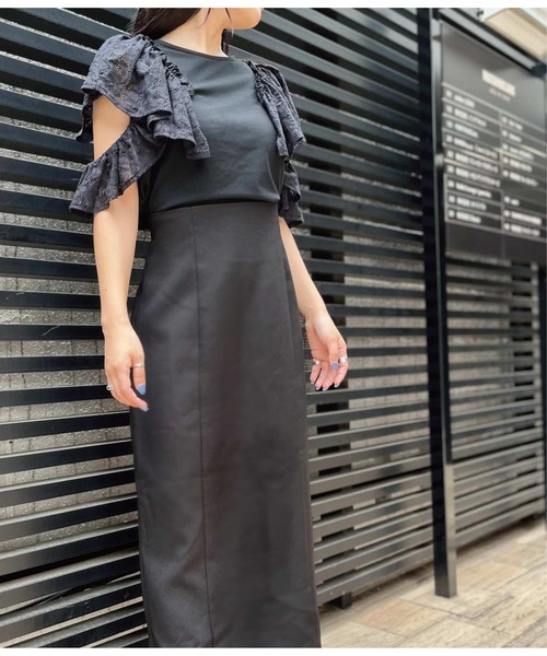 LATINA(ラティーナ)の「2WAYレーススリーブトップスカットソー(Tシャツ/カットソー・レディース・ブラック・FREE)」の9枚目の写真