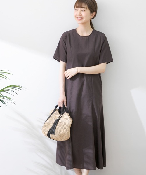 URBAN RESEARCH Sonny Label（アーバンリサーチサニーレーベル）の「ハーフスリーブセミフレアワンピース（ワンピース・レディース・ブラック/ブラウン/ナチュラル・FREE）」の3枚目の写真