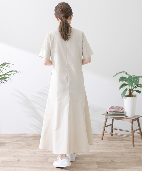 URBAN RESEARCH Sonny Label（アーバンリサーチサニーレーベル）の「ハーフスリーブセミフレアワンピース（ワンピース・レディース・ブラック/ブラウン/ナチュラル・FREE）」の16枚目の写真