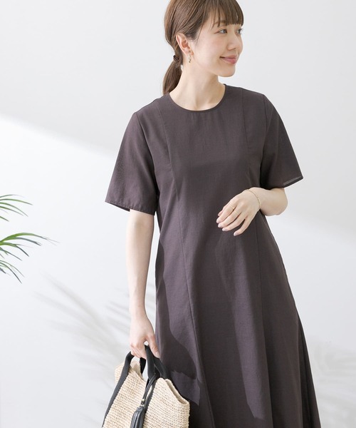 URBAN RESEARCH Sonny Label（アーバンリサーチサニーレーベル）の「ハーフスリーブセミフレアワンピース（ワンピース・レディース・ブラック/ブラウン/ナチュラル・FREE）」の17枚目の写真