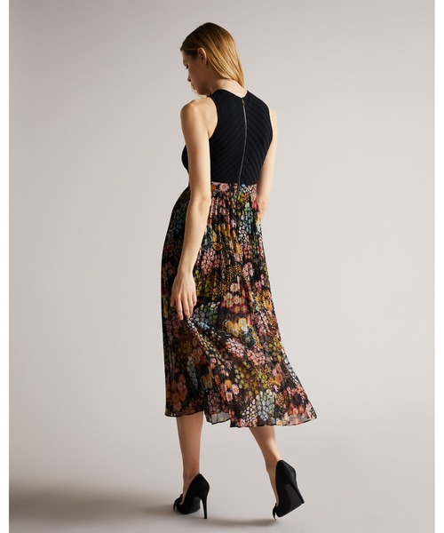 Ted Baker（テッドベーカー）の「AQUILA クロスフロント フラワー  