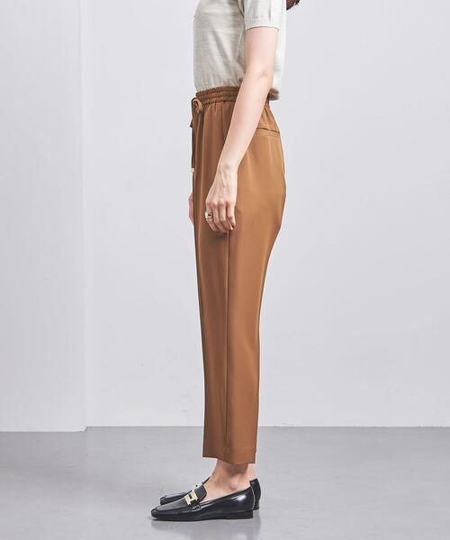 UNITED ARROWS（ユナイテッドアローズ）の「P ツイル ドロスト テーパードパンツ（その他パンツ・レディース・ブラック/ロイヤルブルー/ブラウン・34/40/38/36）」の5枚目の写真