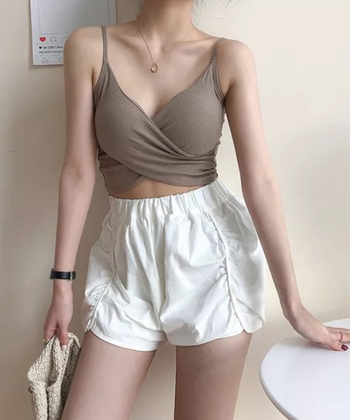 Auntie Rosa（アンティローザ）の「クロスカップ付きキャミソール（キャミソール・レディース・イエロー/ベージュ/ブラック/ホワイト/ワイン・FREE）」の4枚目の写真