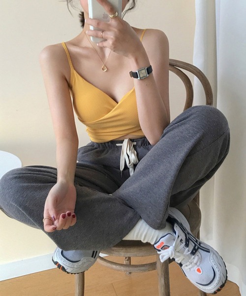 Auntie Rosa（アンティローザ）の「クロスカップ付きキャミソール（キャミソール・レディース・イエロー/ベージュ/ブラック/ホワイト/ワイン・FREE）」の12枚目の写真