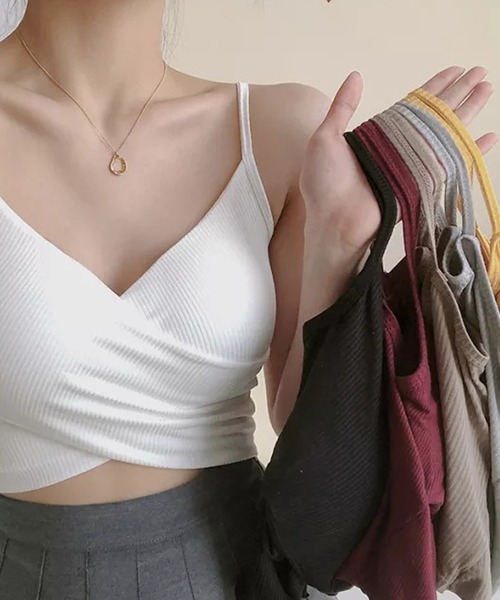 Auntie Rosa（アンティローザ）の「クロスカップ付きキャミソール（キャミソール・レディース・イエロー/ベージュ/ブラック/ホワイト/ワイン・FREE）」の7枚目の写真