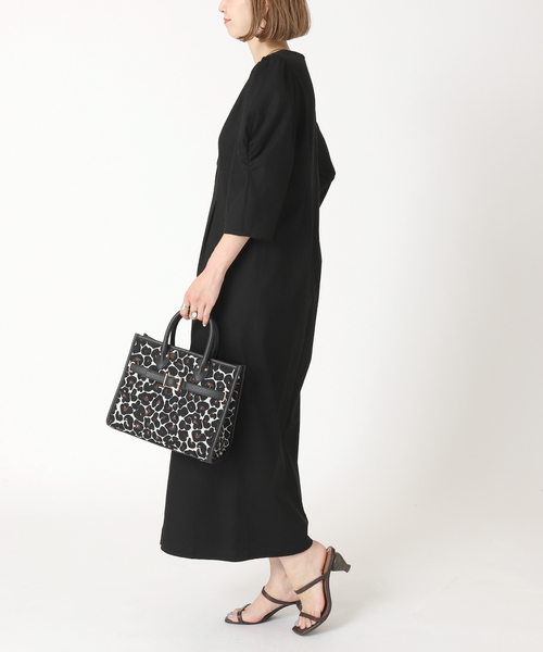 B.C STOCK(ベーセーストック)の「フロントボタンワンピース(ワンピース・レディース・ブラック/カーキ・SMALL/MEDIUM)」の4枚目の写真