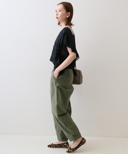 SLOBE IENA(スローブイエナ)の「コットンフリルジレ【手洗い可能】(シャツ/ブラウス・レディース・ブラック/グリーン・FREE)」の20枚目の写真