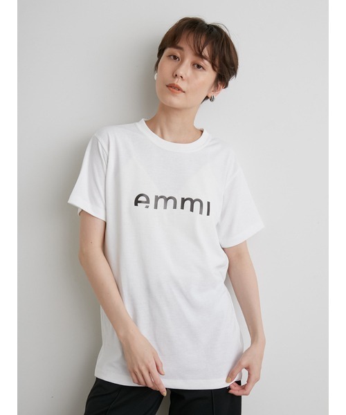 emmi（エミ）の「【emmi yoga】emmiロゴTシャツ（Tシャツ/カットソー・レディース・ホワイト/ベージュ/ダークグレー・FREE）」の11枚目の写真