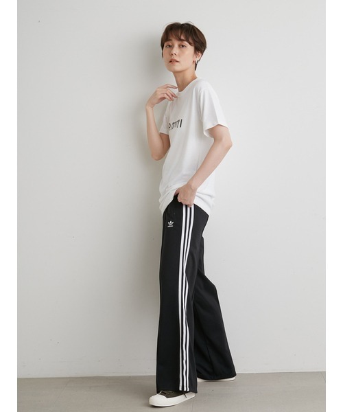 emmi（エミ）の「【emmi yoga】emmiロゴTシャツ（Tシャツ/カットソー・レディース・ホワイト/ベージュ/ダークグレー・FREE）」の21枚目の写真