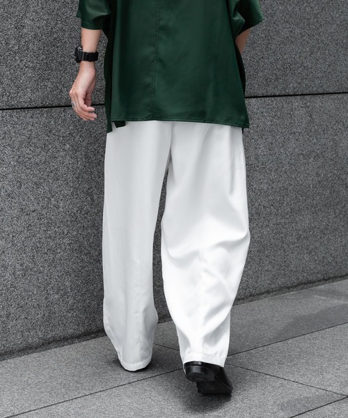 kutir（クティール）の「ワイドテーパードスラックス（スラックス・メンズ・ブラック/オフホワイト/カーキ・SMALL/MEDIUM/LARGE）」の10枚目の写真