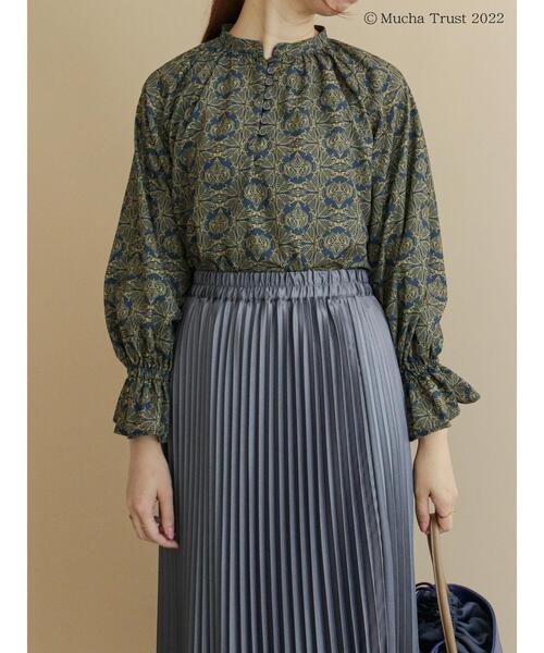 Te chichi（テチチ）の「【ミュシャコラボ】プリントギャザーブラウス（シャツ/ブラウス・レディース・ベージュ/ネイビー・ﾌﾘ-）」の22枚目の写真