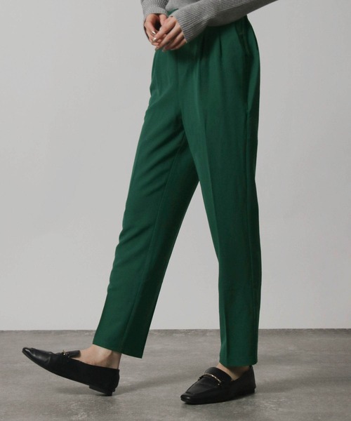 Social GIRL（ソーシャルガール）の「センタープレス 1タック テーパードパンツ ストレッチパンツ スラックス（スラックス・レディース・グリーン/ブラック/オレンジ/モカ/ブルー/アイボリー/ライトグリーン/ピンク/ネイビー・M/5L/L/3L/LL/S/4L）」の14枚目の写真