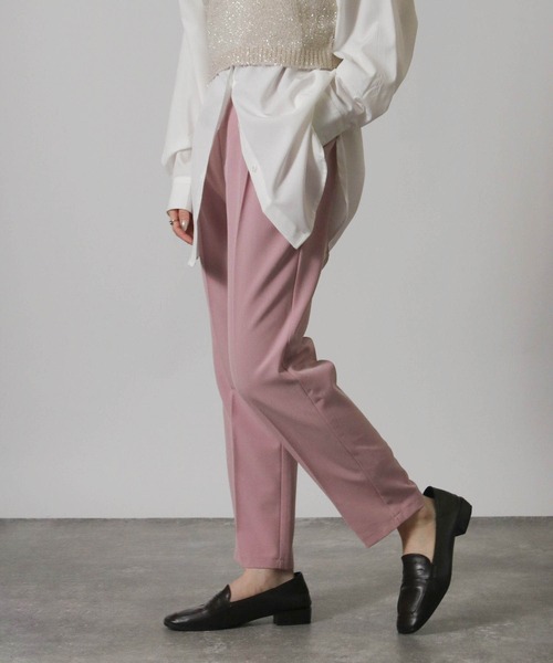 Social GIRL（ソーシャルガール）の「センタープレス 1タック テーパードパンツ ストレッチパンツ スラックス（スラックス・レディース・グリーン/ブラック/オレンジ/モカ/ブルー/アイボリー/ライトグリーン/ピンク/ネイビー・M/5L/L/3L/LL/S/4L）」の18枚目の写真