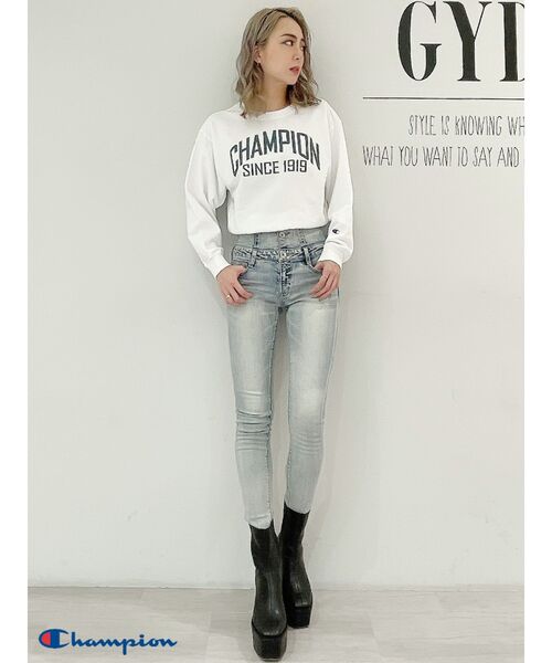 GYDA（ジェイダ）の「ハイウエストボタン スキニーデニムパンツ（デニムパンツ・レディース・インディゴブルー/ライトブルー・SMALL/MEDIUM/X-SMALL）」の12枚目の写真