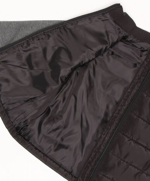 BeBe（ベベ）の「BeBe/タフタ袖付き中綿ジャケット(100~150cm)（その他アウター・キッズ・ブラック・110/120/140/130/150/100）」の3枚目の写真