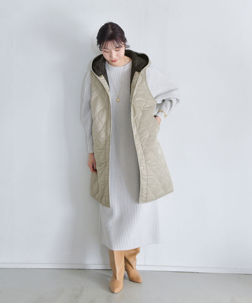 IENA(イエナ)の「【TRADITIONAL WEATHERWEAR】別注HAWICK ベスト(ブルゾン・レディース・ライトグレー/カーキ・FREE)」の22枚目の写真