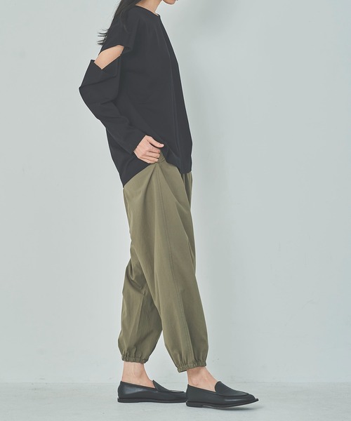 OUTERSUNSET（アウターサンセット）の「open shoulder tops（Tシャツ/カットソー・レディース・ホワイト/ブラック・FREE）」の4枚目の写真