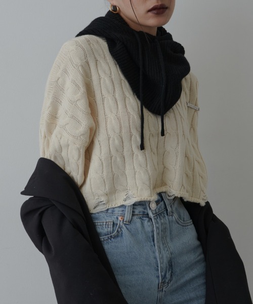 FIG&VIPER（フィグアンドバイパー）の「ダメージクロップドケーブルニット（ニット/セーター・レディース・グレー/アイボリー/ネイビー・FREE）」の7枚目の写真