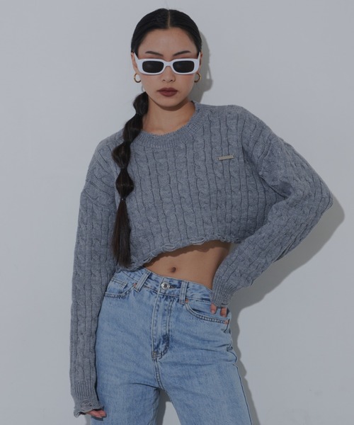 FIG&VIPER（フィグアンドバイパー）の「ダメージクロップドケーブルニット（ニット/セーター・レディース・グレー/アイボリー/ネイビー・FREE）」の13枚目の写真
