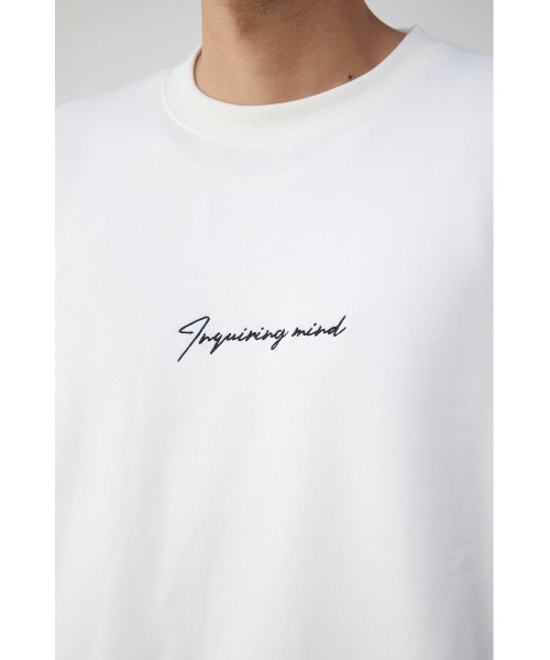 AZUL by moussy(アズールバイマウジー)の「ONE POINT EMBROIDERY TOPS/ワンポイントエンブロイダリートップス(スウェット・メンズ・ベージュ/ブラック/ホワイト/ネイビー・LARGE/MEDIUM)」の11枚目の写真