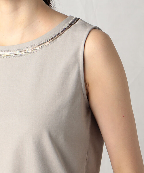 Comme　Ca　Mature（コムサマチュア）の「スパンコール付きタンクトップ（タンクトップ・レディース・ホワイト/グレイッシュベージュ/ブラック・MEDIUM/LARGE）」の14枚目の写真