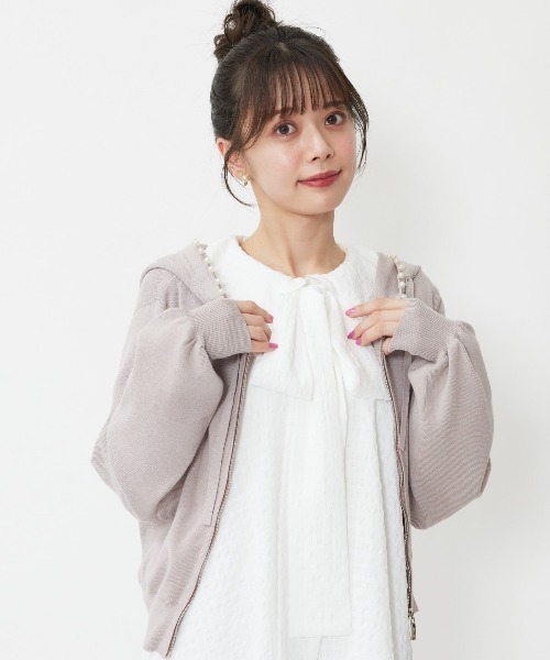 WILLSELECTION(ウィルセレクション)の「パール付きパーカー(パーカー・レディース・ブラック/オフホワイト/ピンク/ミント・MEDIUM)」の5枚目の写真