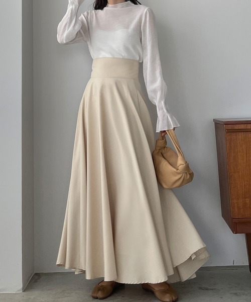 Louere（ルエレ）の「フレアスリーブハイネックシアートップス（Tシャツ/カットソー・レディース・クリーム/ブラック/ホワイト/ライトブラウン/グレー・SMALL/MEDIUM/LARGE/X-LARGE）」の8枚目の写真