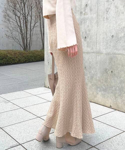 MAJESTIC LEGON（マジェスティックレゴン）の「ストレッチレースマーメイドスカート（スカート・レディース・ベージュ/アイボリー/グレイッシュベージュ・MEDIUM/SMALL）」の22枚目の写真